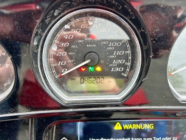 Motorrad-Tachometer mit Warnleuchten und digitalem Kilometerzähler (04620)