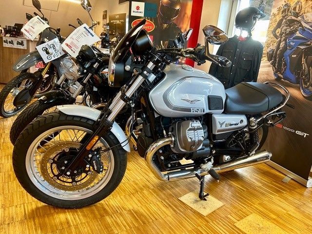 Moto Guzzi V 7
