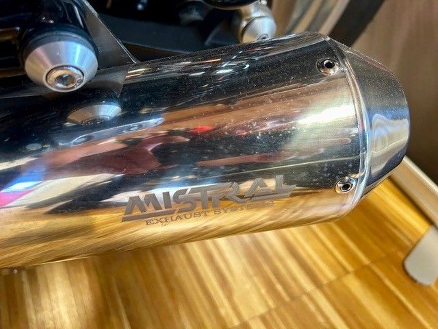 Moto Guzzi V 7