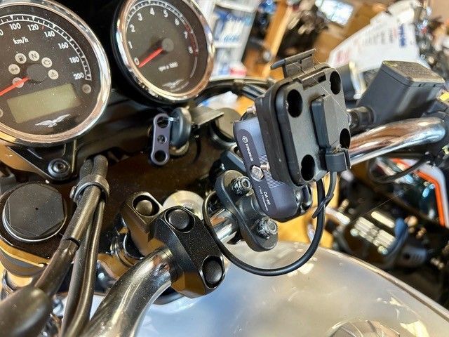 Moto Guzzi V 7