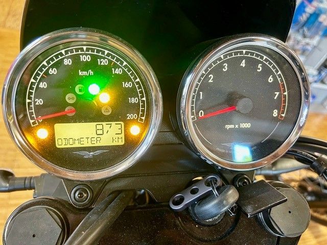 Moto Guzzi V 7
