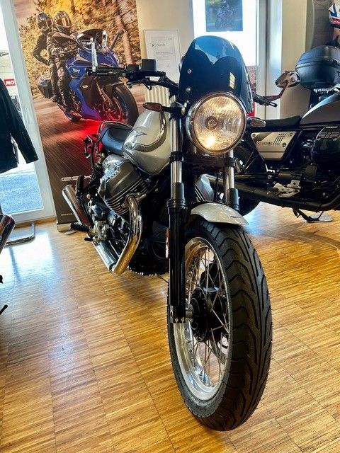 Moto Guzzi V 7