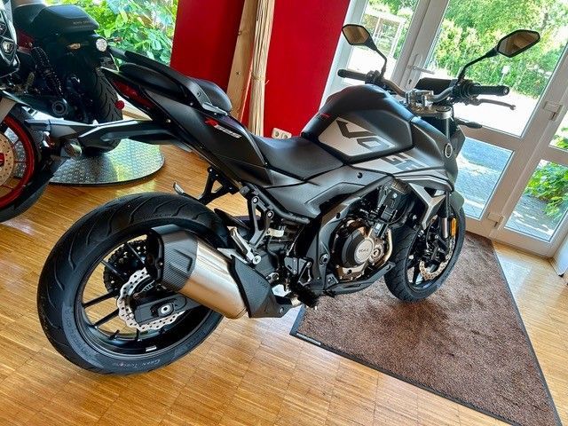 VOGE R 625