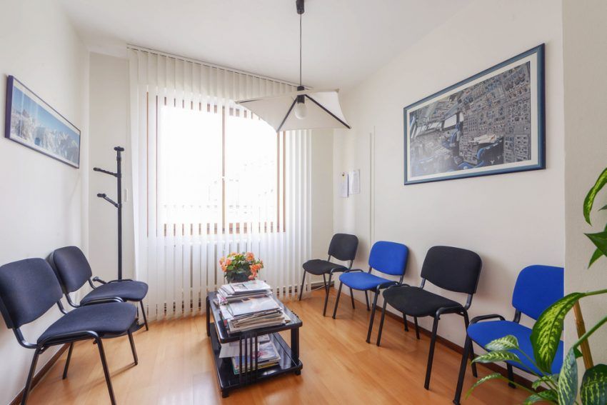 Salle d'attente du cabinet Benoist & Huellou-Blanc