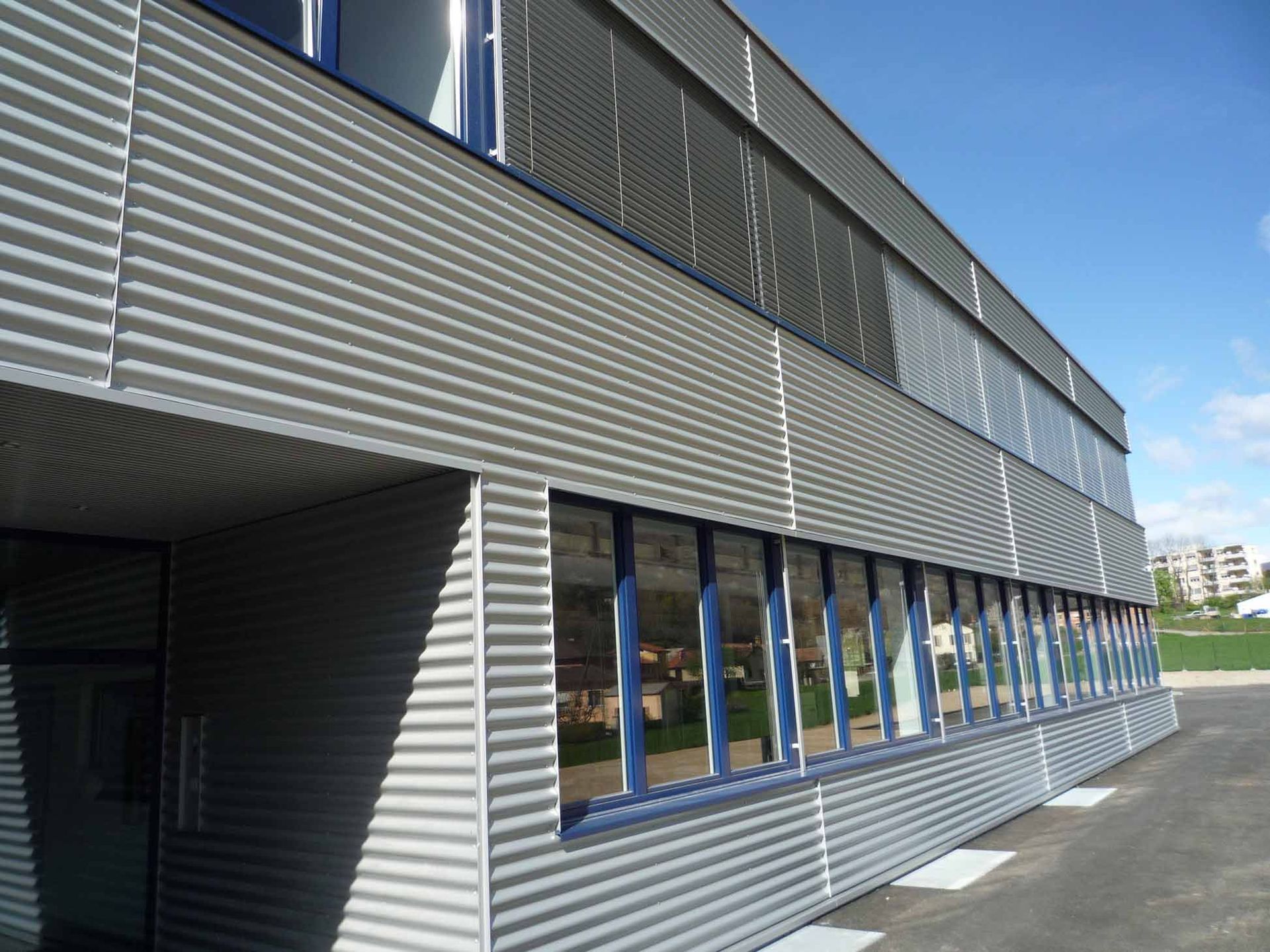 Stabile industriale Rivera