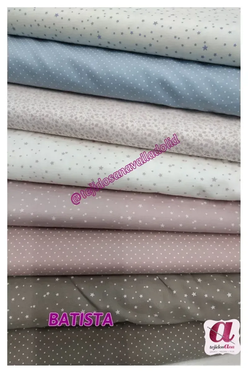 Una pila de tela con la palabra batista escrita en ella