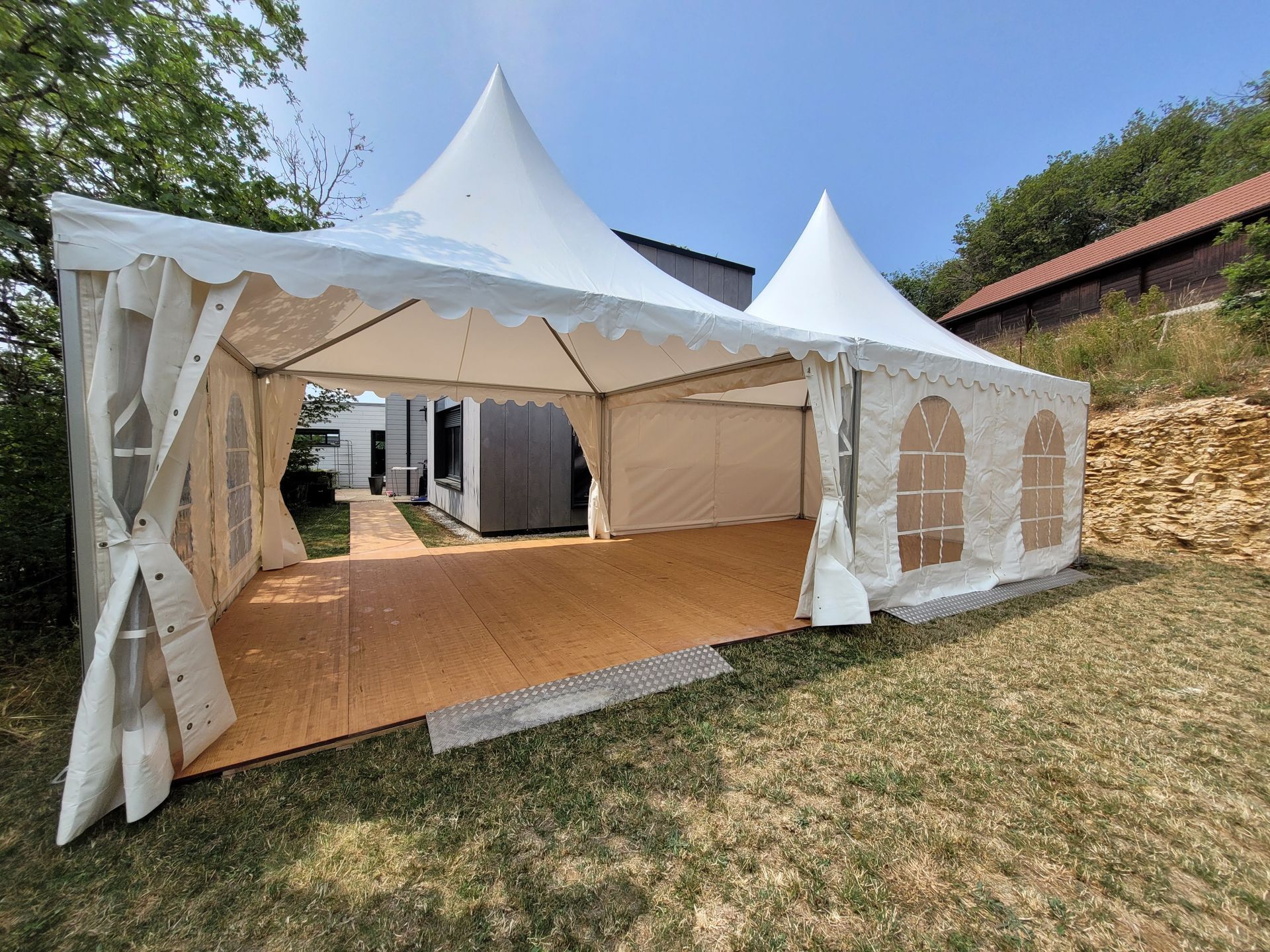 Intérieur d'une tente