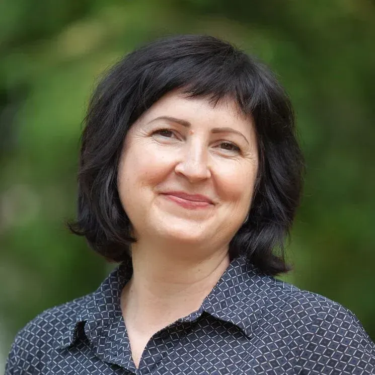 Olena Lastivka - Medewerker bediening