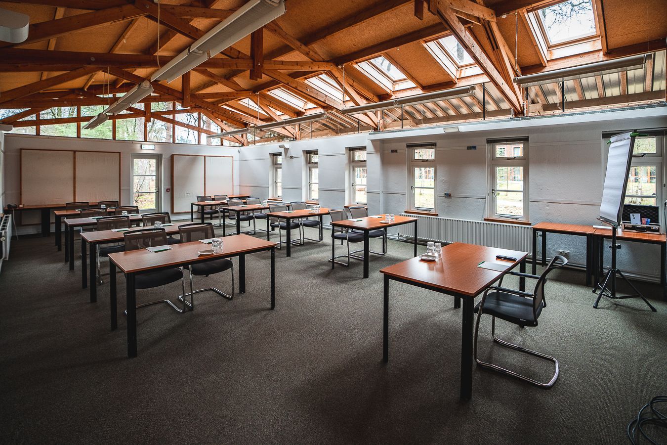 Vergaderen bij Landgoed ISVW in de vergaderzaal Agora in het gebouw De Kuilen