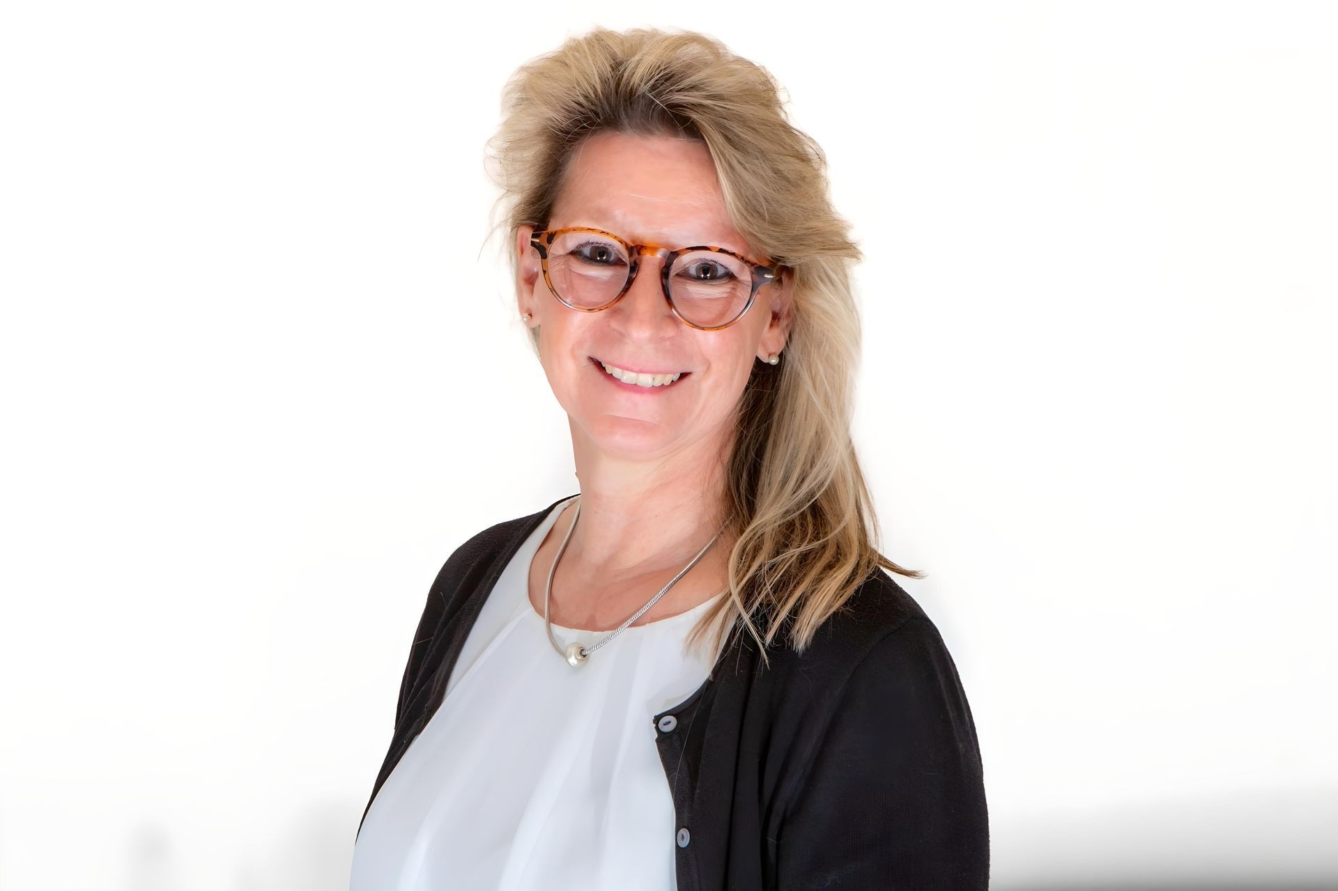 Bestattungshaus Mertens Nicole Schütz