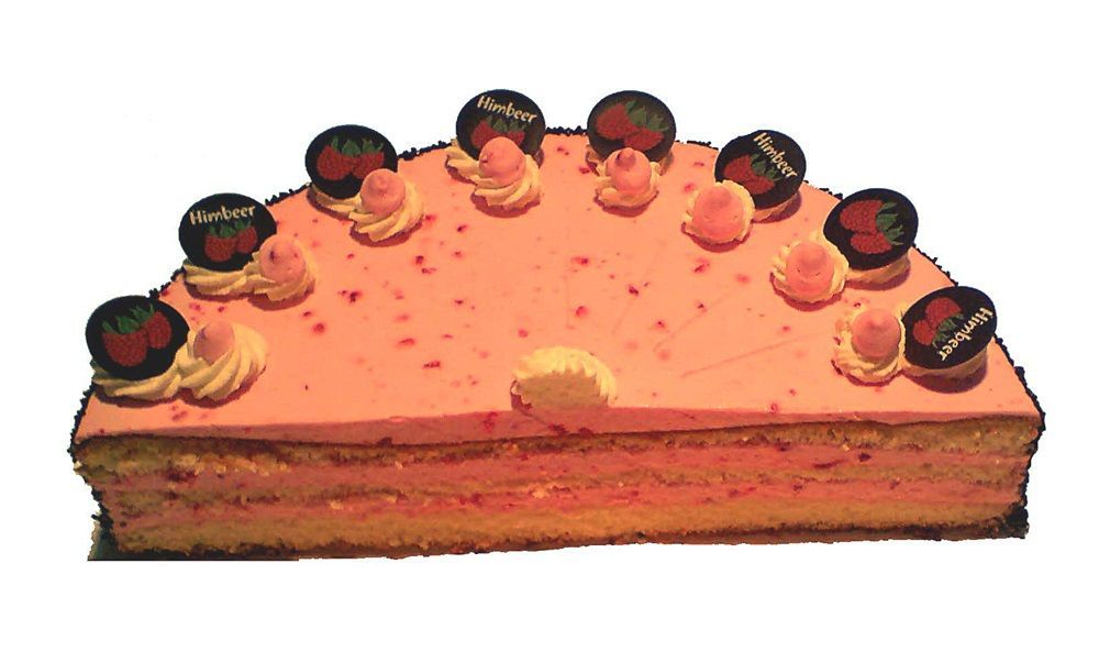 Himbeersahnetorte, halb