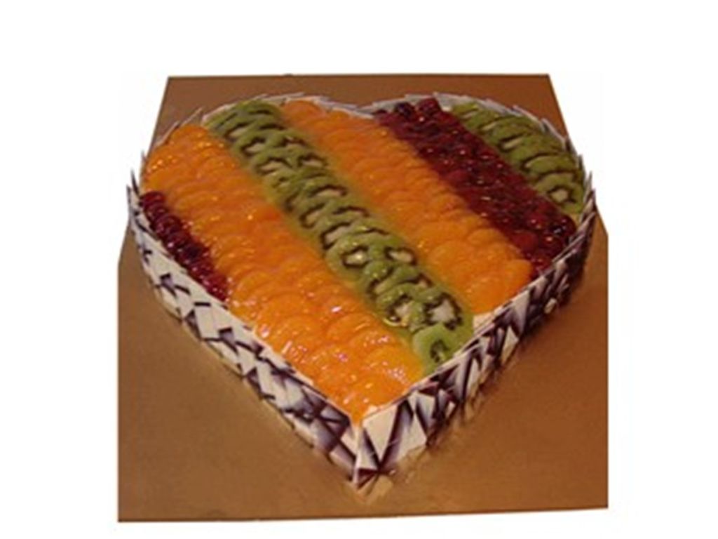 Erdbeerjoghurtsahnestreifen, halb