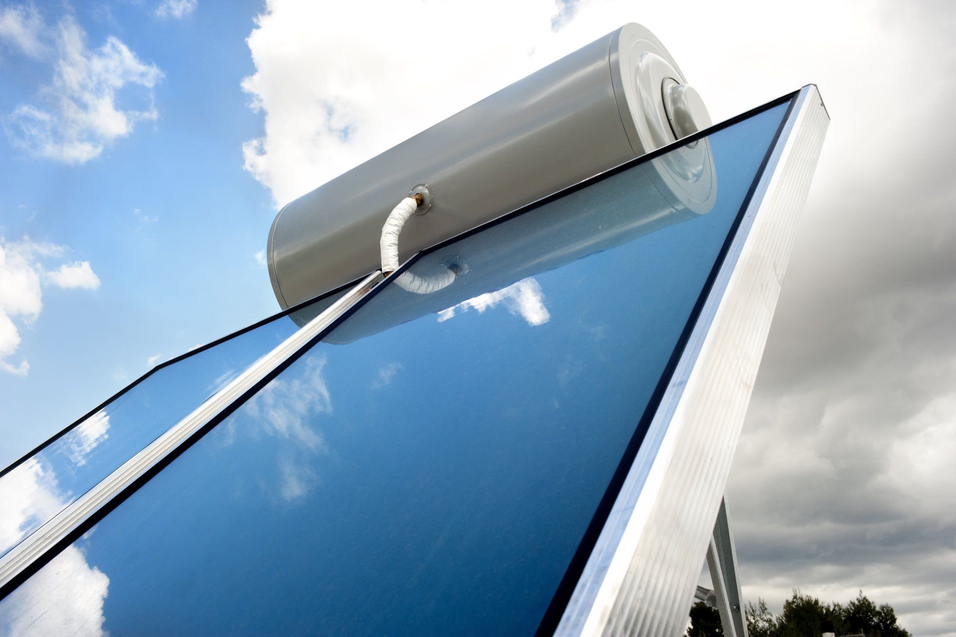 Balon d'eau chaude solaire thermique