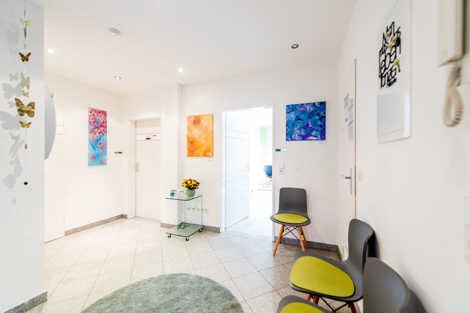 Wartezimmer in der Naturheilpraxis Karin Gögelein