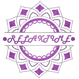 Un logotipo morado y blanco con un mandala morado sobre un fondo blanco.