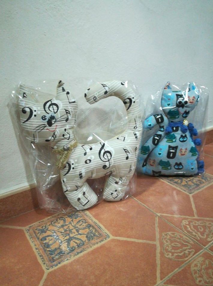 Sujeta puertas de tela