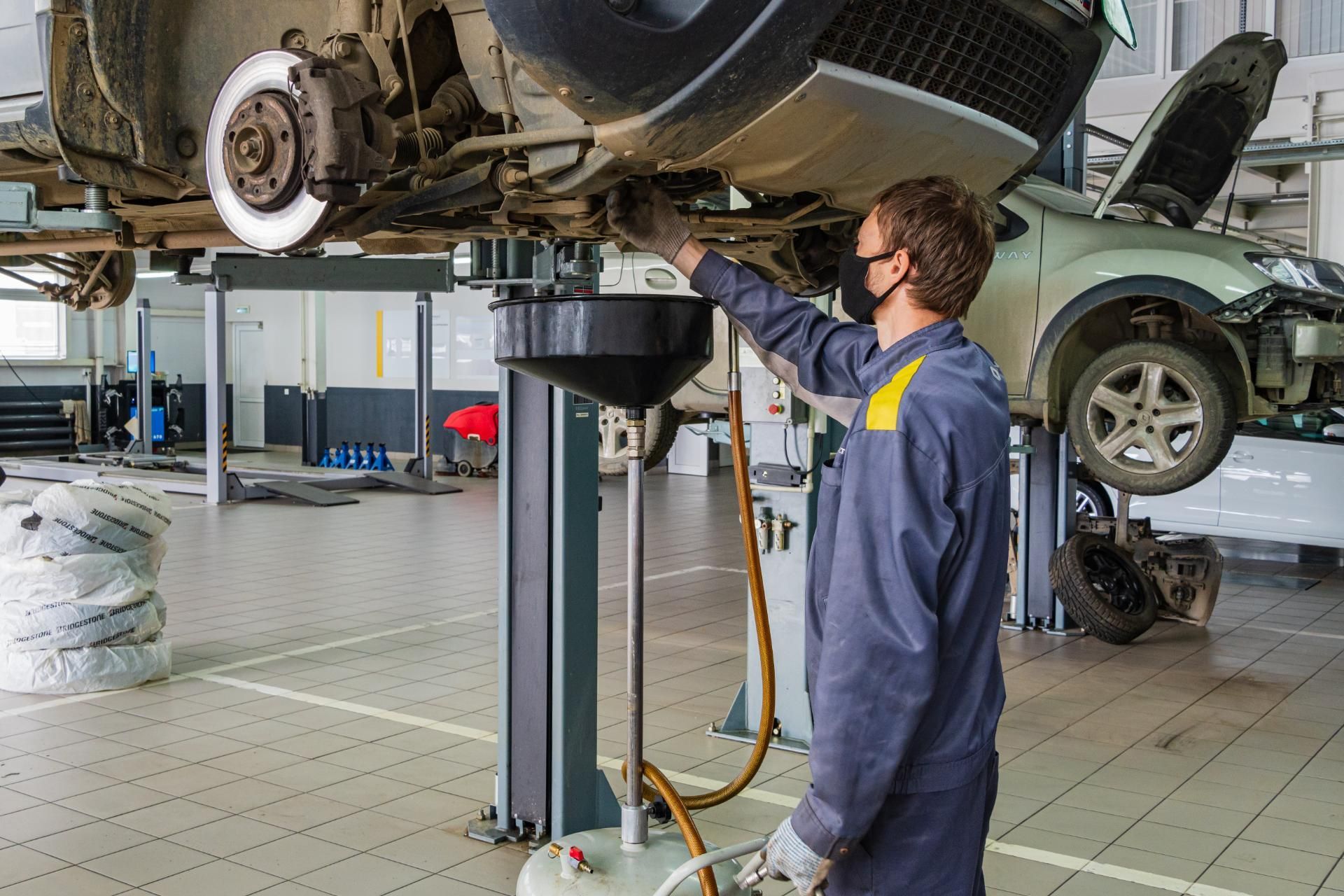 Auto wird inspiziert