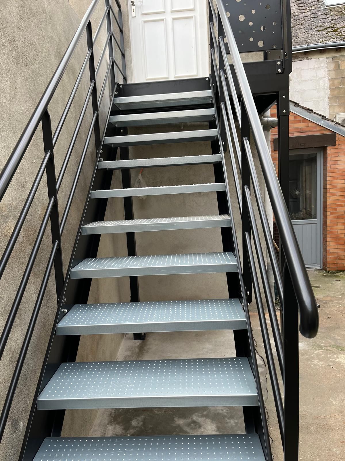 Création d'escalier pour un fleuriste d'Orléans