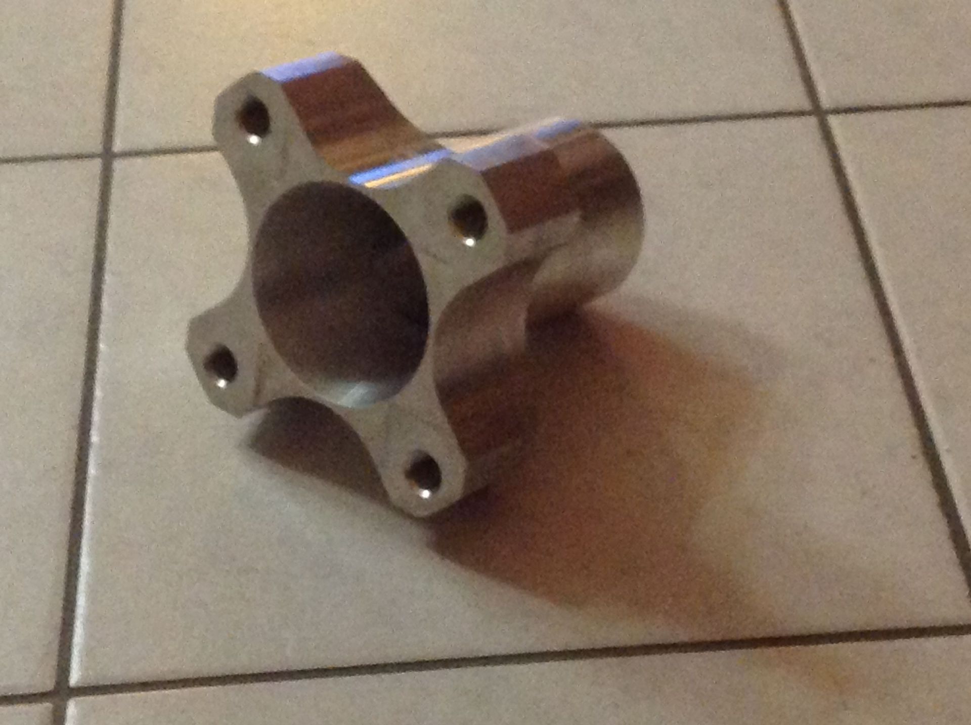 Steffen Fils - Thônex-Genève - travaux de tôlerie industrielle