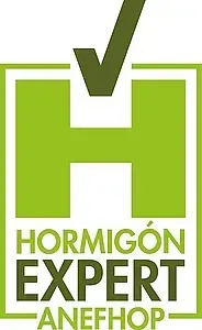 Un logotipo verde con una marca de verificación que dice hormigon expert.