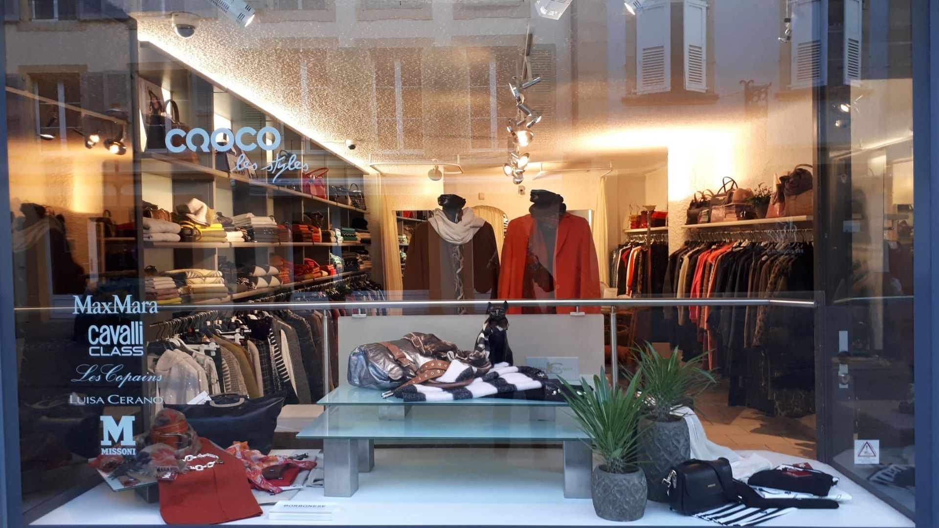 Prêt-à-porter et accessoires de grandes marques à Yverdon-les-Bains - Croco les Styles