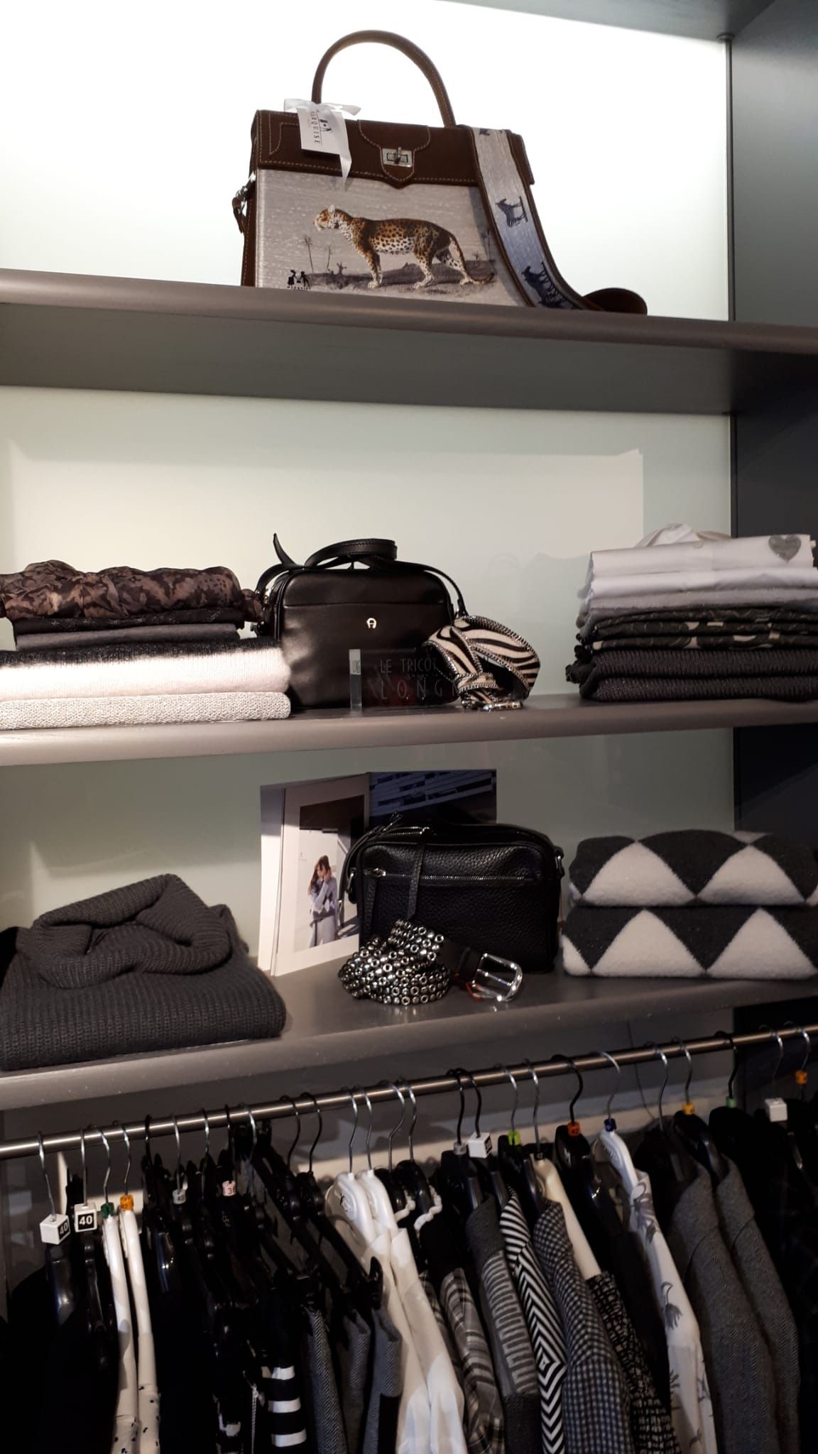 Prêt-à-porter et accessoires de grandes marques à Yverdon-les-Bains - Croco les Styles