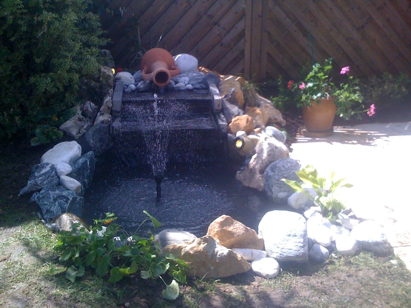 Construction fontaine et aménagement jardin