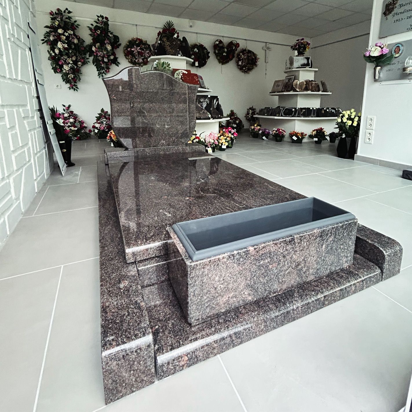 Sépulture en granit dans magasin