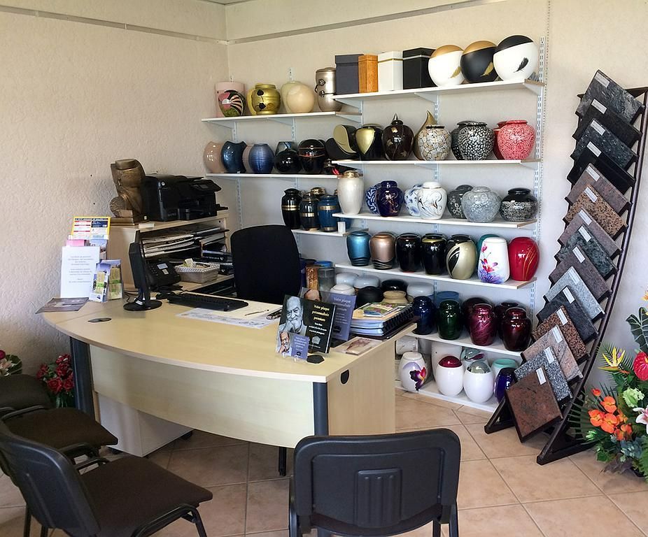 Bureau de l'agence Pompes Funèbres Lotte-Baudouin