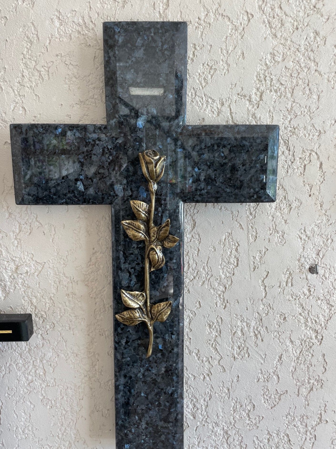 Croix en marbre