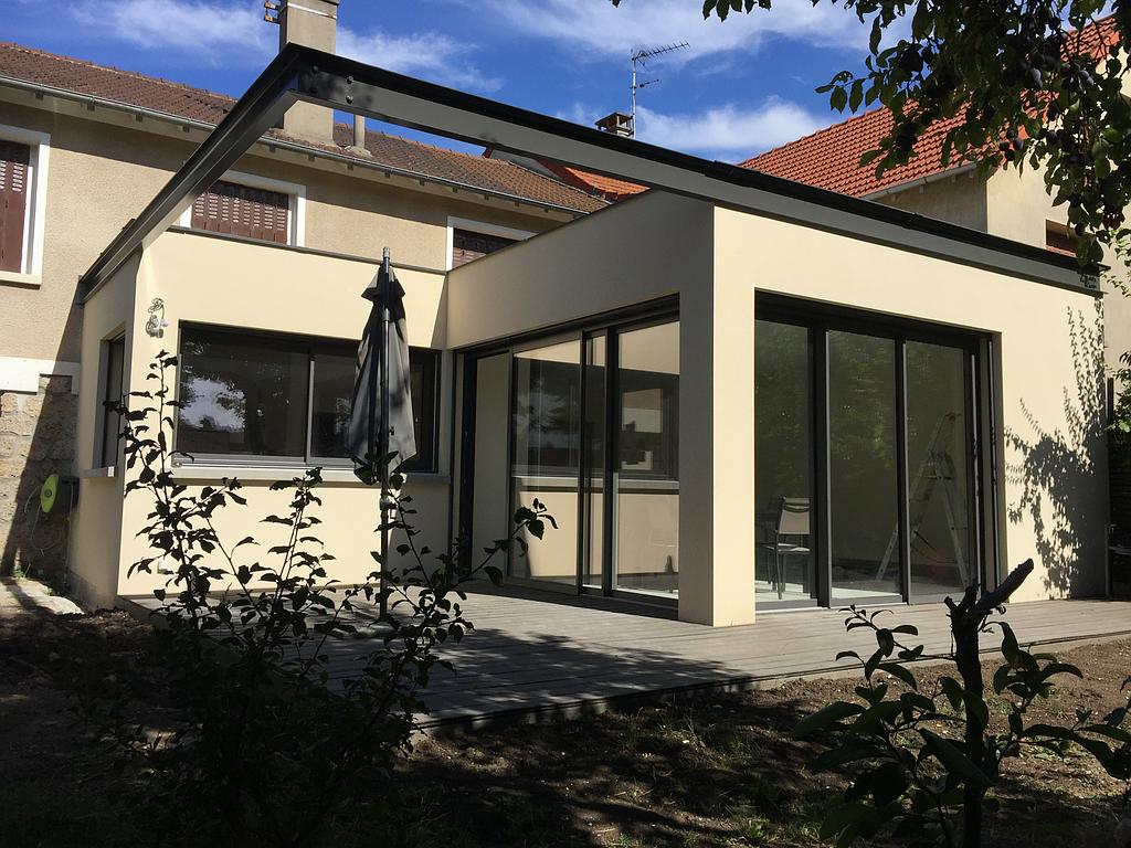 Extension maison avec terrasse extérieure