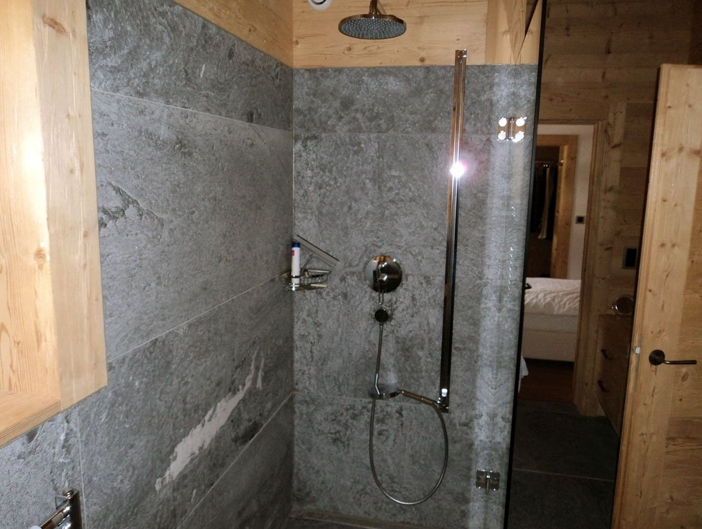 CVS Confort & Cie SA - Zufluss- und Abfluss