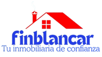 Logotipo de Finblancar inmobiliaria con techo de casa rojo y texto azul “Tu inmobiliaria de confianza”