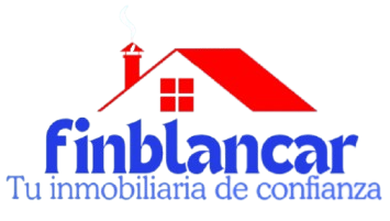 Logotipo de Finblancar inmobiliaria con techo de casa rojo y texto azul “Tu inmobiliaria de confianza”