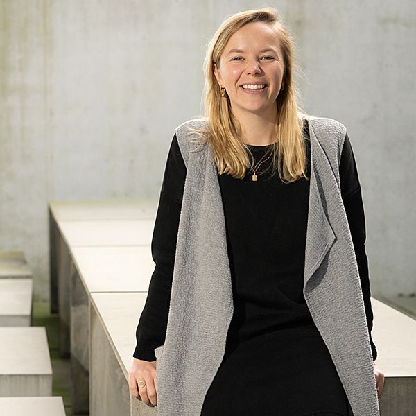 Liesbeth Cornelis, Coach en IA & Business