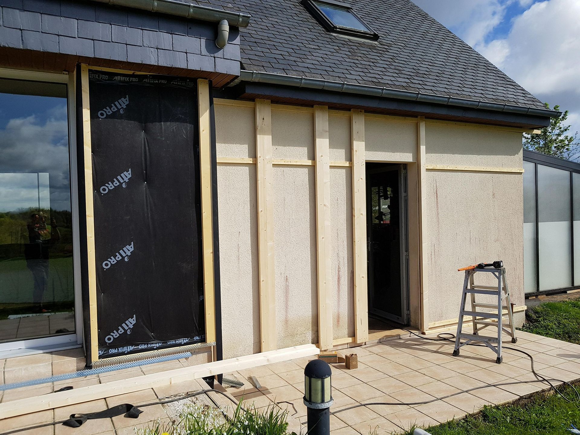 Chantier par Areno réalisant une Isolation apr l'extérieur