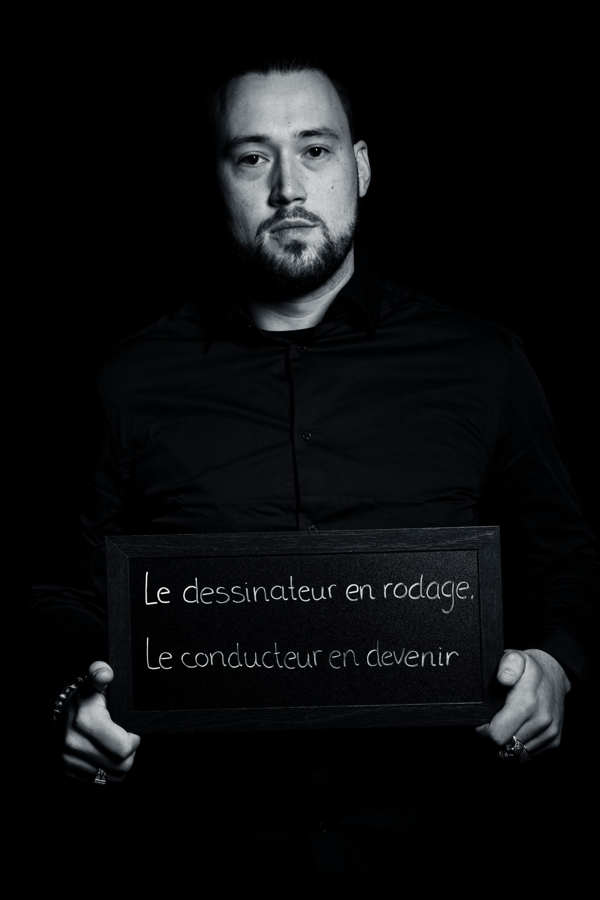 ELLIOTT MICHEL
DESSINATEUR EN BÂTIMENT