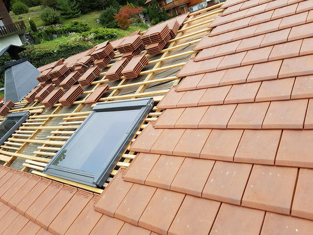 Toiture en tuile avec pose de velux