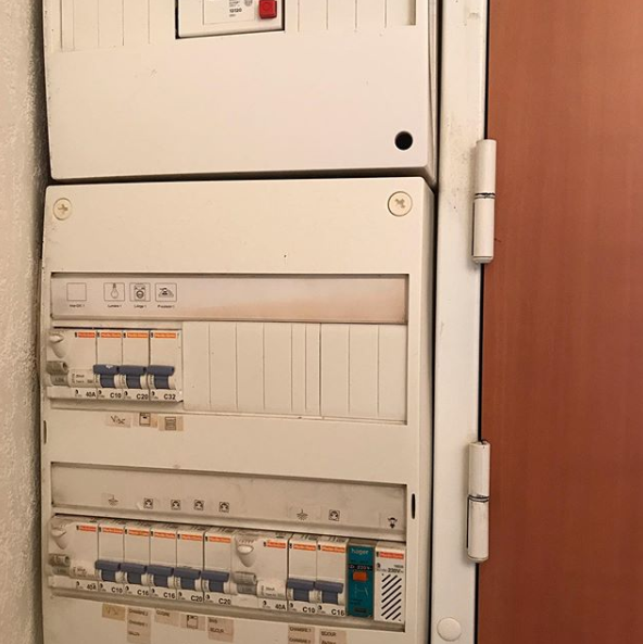 Pose tableau électrique