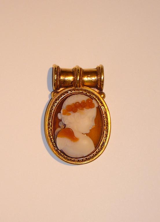 Pendentif camée XIXème