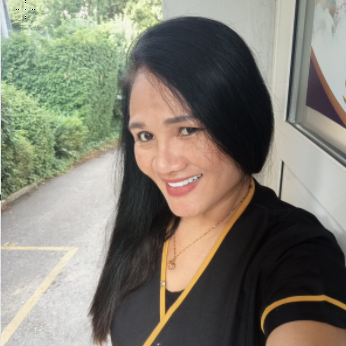 massagetherapeutin tida - sabaydee traditionelle thai massage - zürich