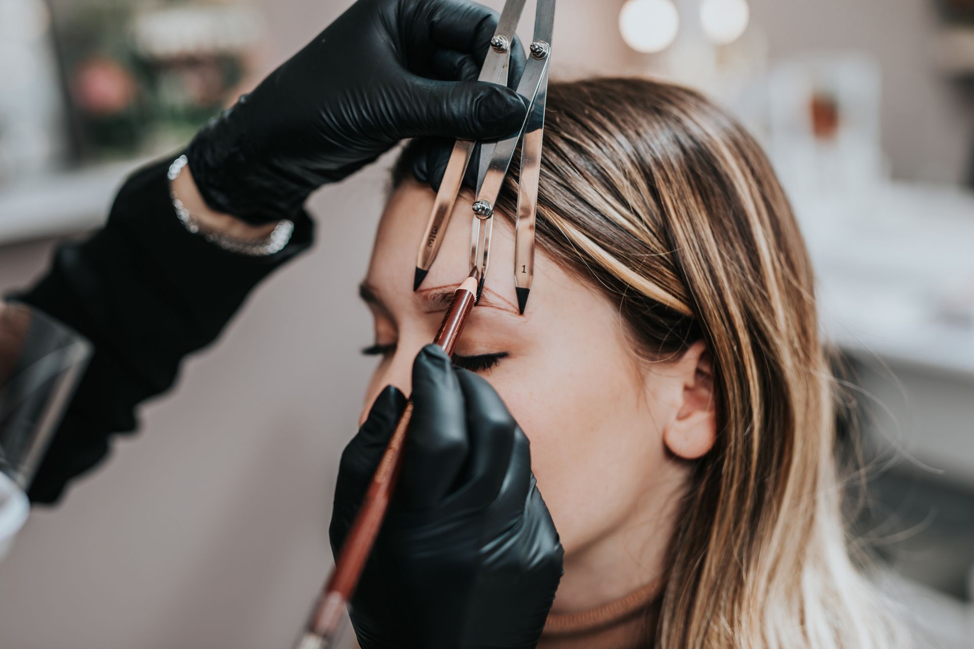 Traçage pour microblading