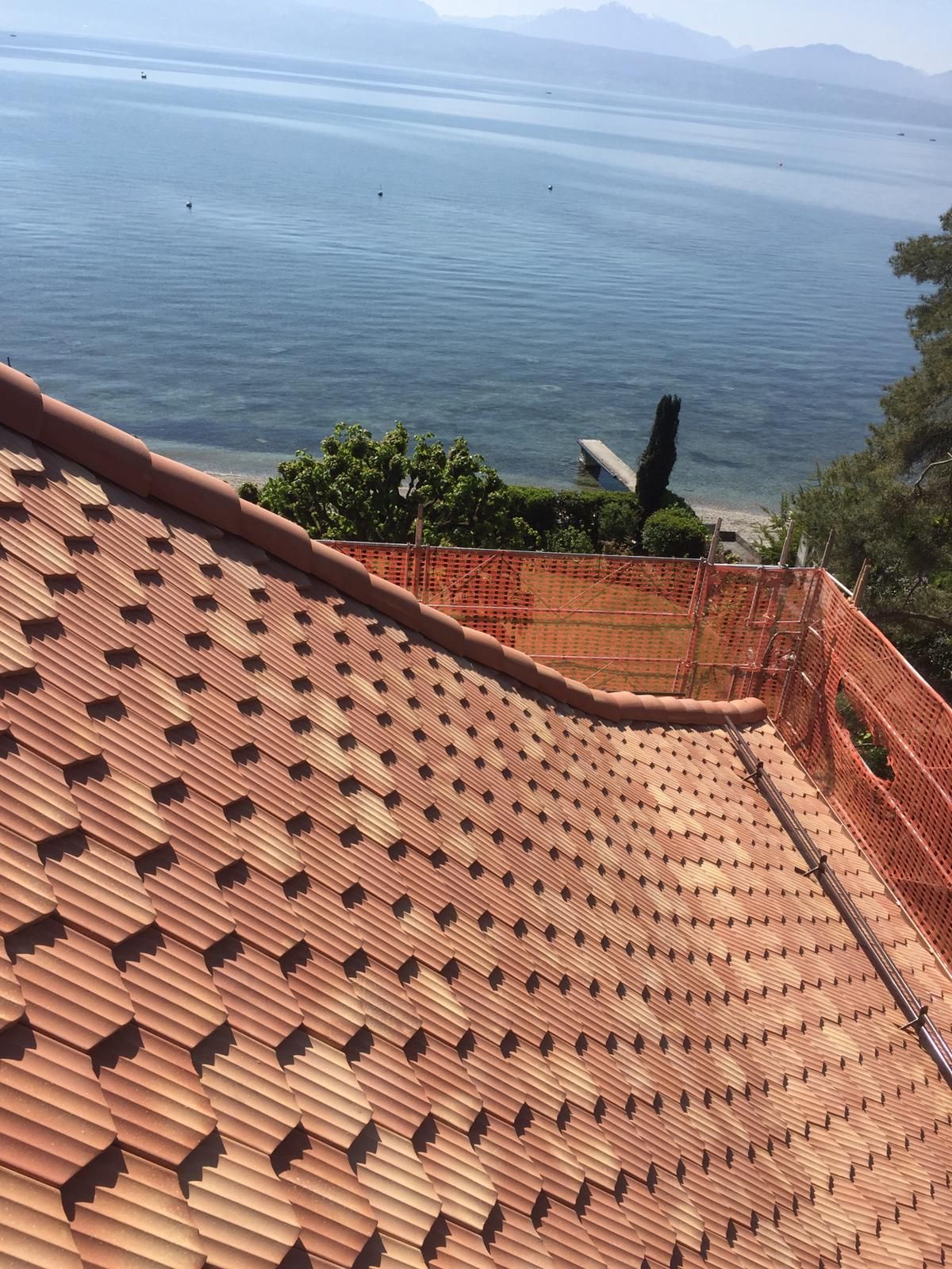 Couverture en tuiles à Rolle - Sylvain Carrard