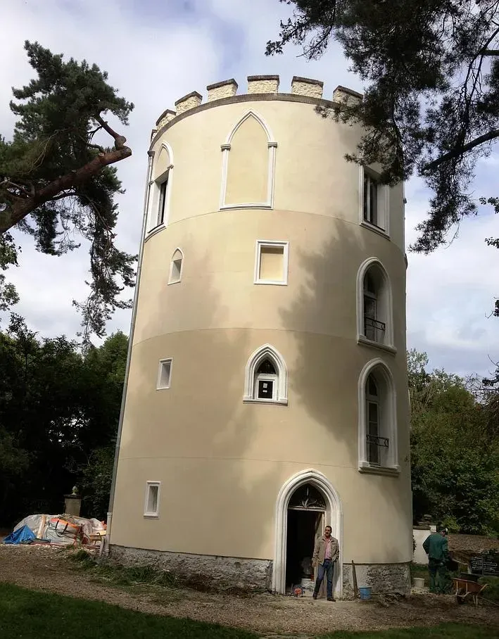 Tour circulaire fin XIXe après rénovation