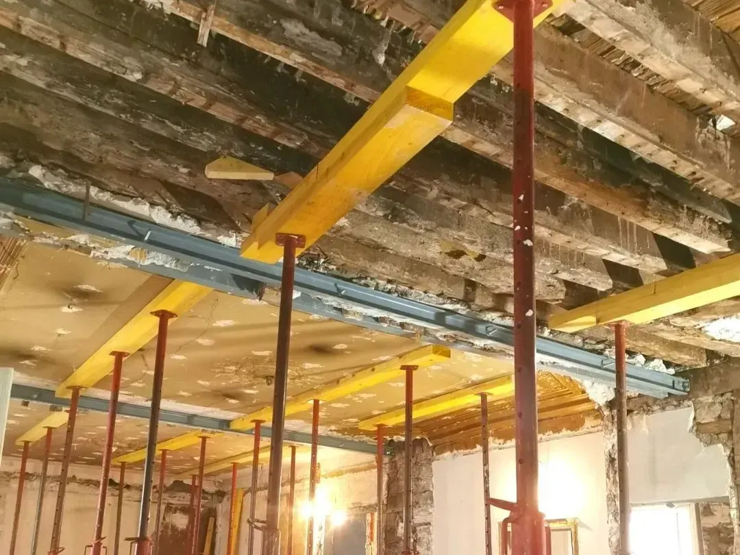 Stabilisation d'une structure en bois