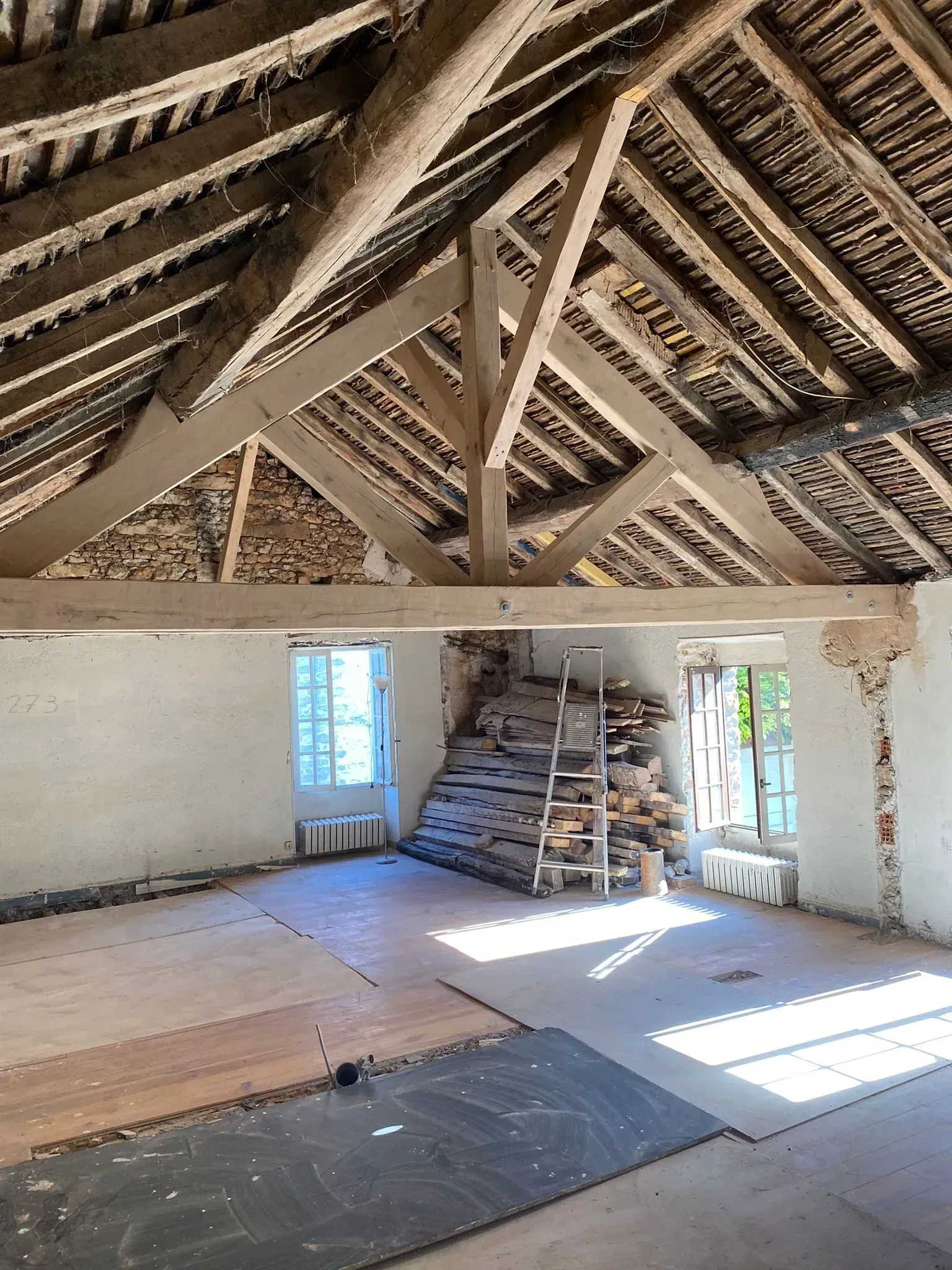 Rénovation et renforcement d'une charpente en bois traditionnelle