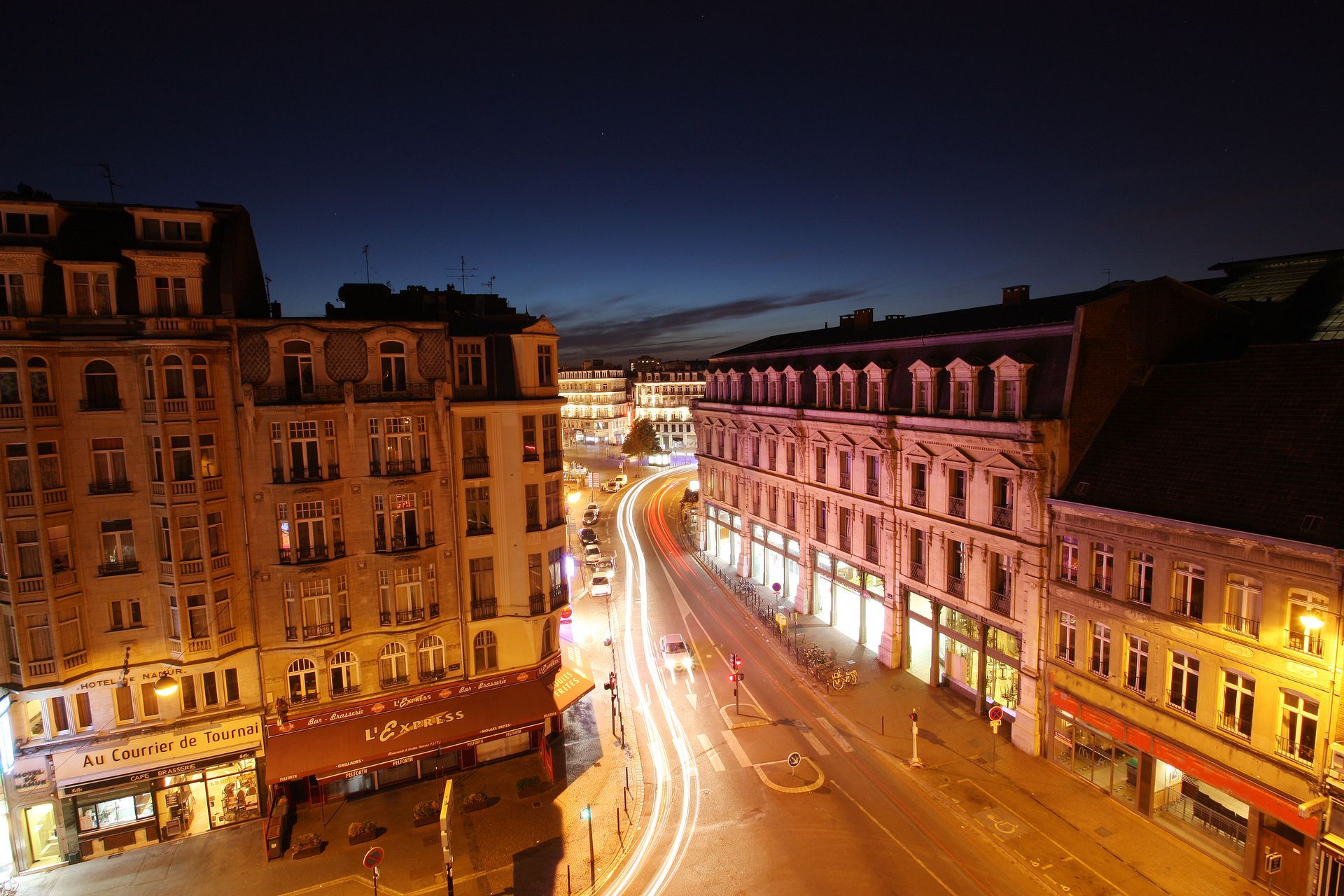 Une ruede nuit 