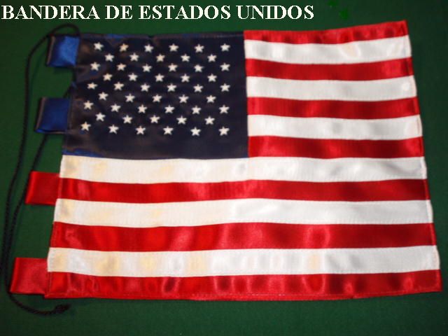 Una bandera estadounidense con las palabras 