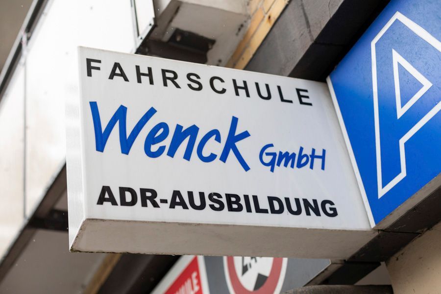 Wenck GmbH Fahrschule in Hamburg Über uns Olga Schulz
