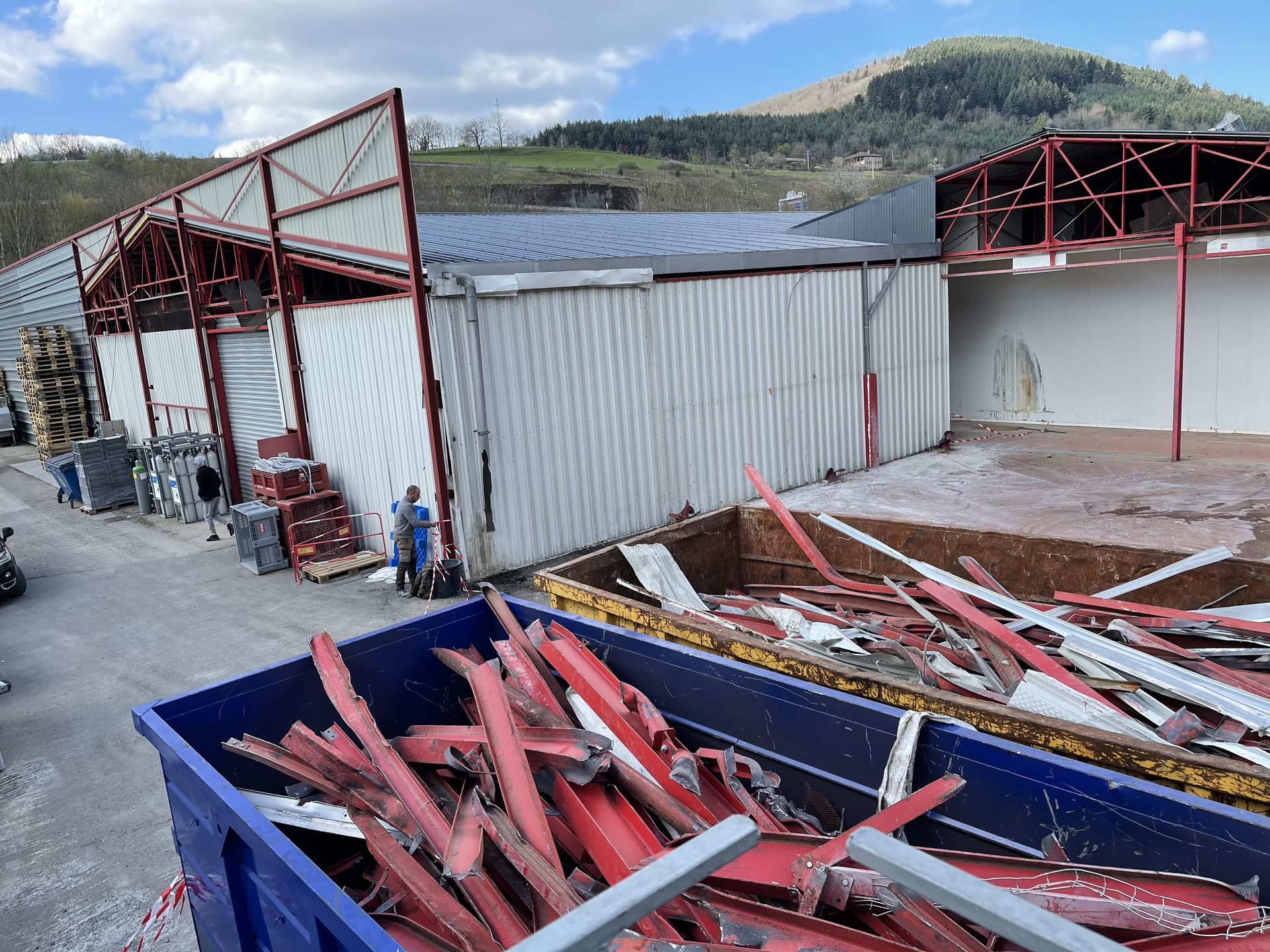 Déchets de construction dans une benne